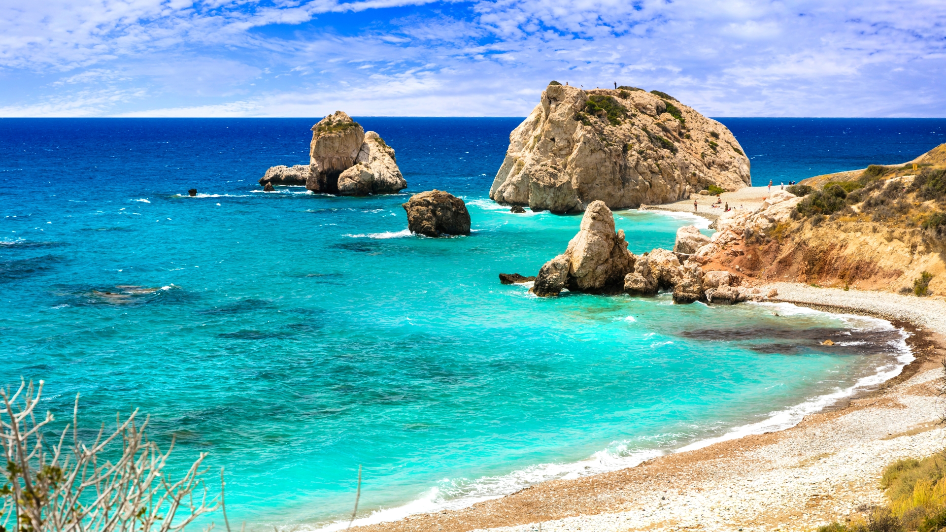 TUI Blue launches sale with holidays from &pound;242pp &ndash; including Spain, Greece & Sunny Beach